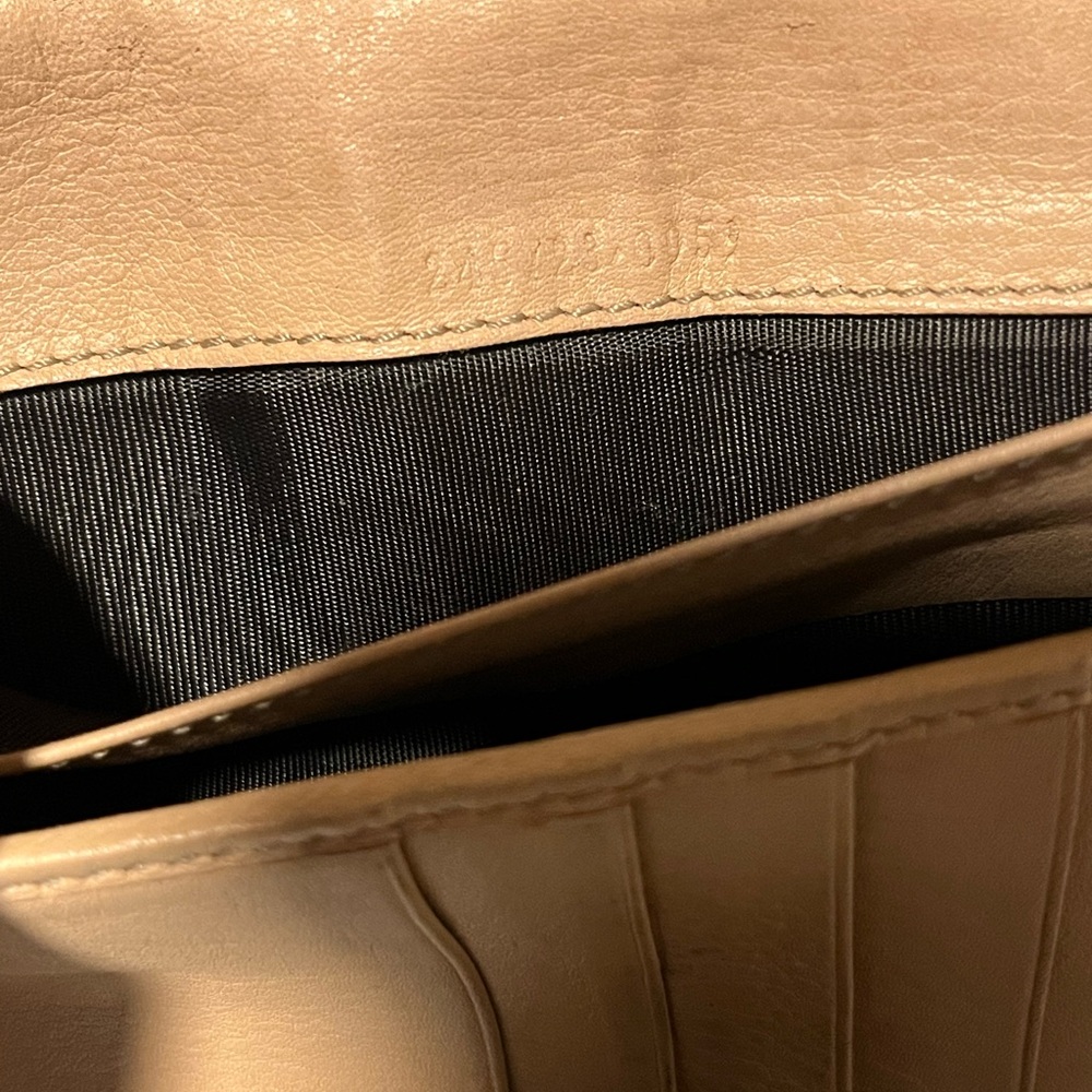 Gucci Lovely Heart GG Monogram Long Bifold Wallet - Picture 8 of 11